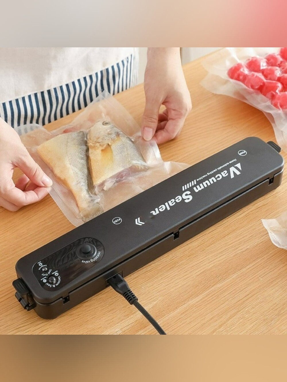 Vacuum Sealer WHITE - Picture 5 of 5